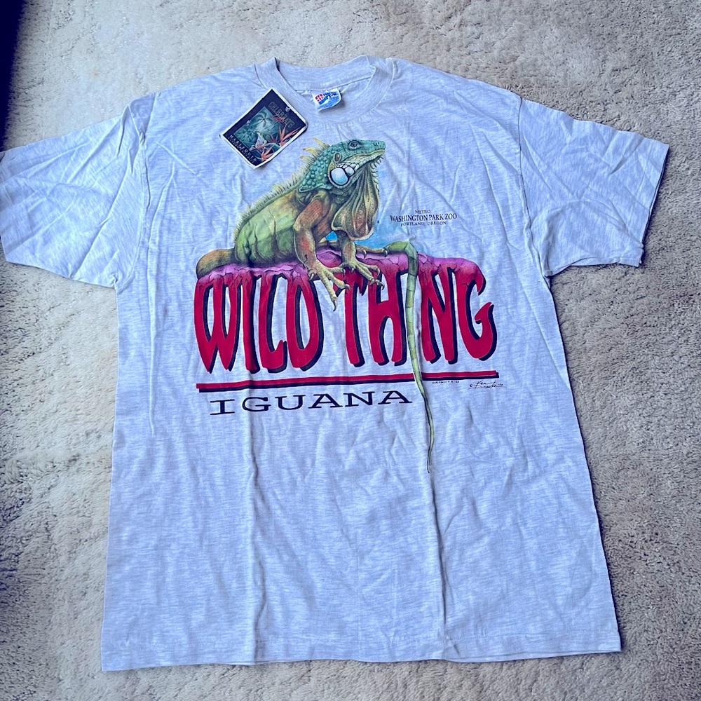 Vintage Wild thing iguana t-shirt size xl Hanes beefy-t preshrunk soft cotton XL